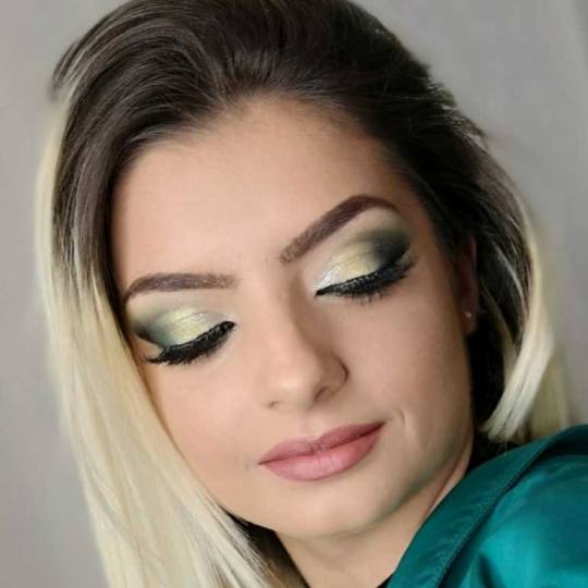 Unique Touch #beograd Make-up / šminkanje Profesionalno šminkanje 3D + veštačke trepavice 3D teh