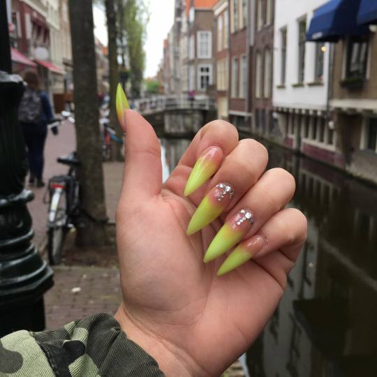 Studio Crystal by Sandra #beograd Izlivanje noktiju ? . . . . . . . . #nails #noktizemun #noktinovib