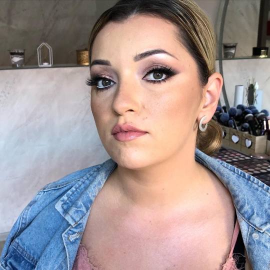 Makeup Olja Grbić #novisad Make-up / šminkanje Profesionalno šminkanje + veštačke trepavice - s
