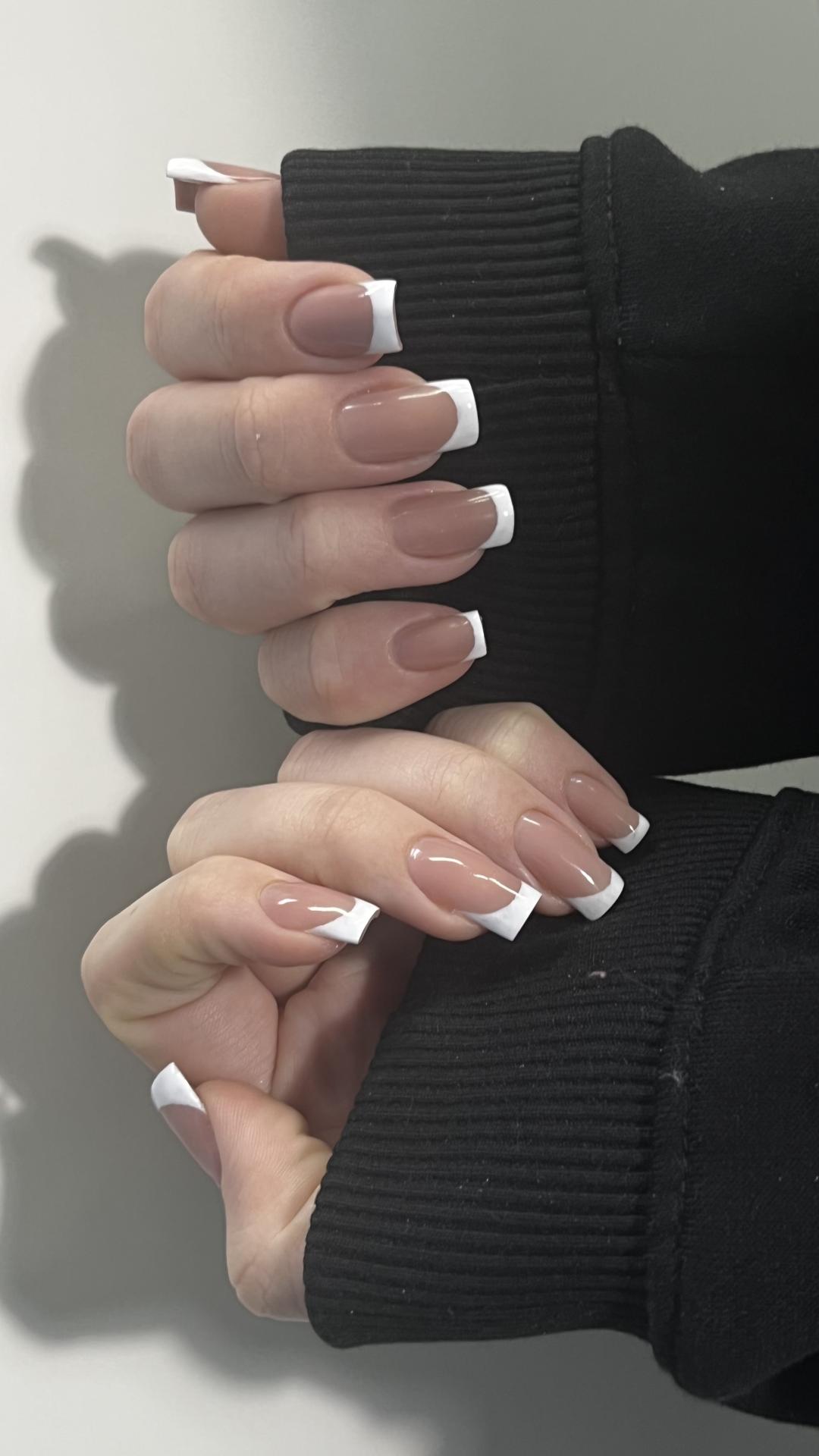 Touch Aesthetic&Medical care #beograd Nadogradnja noktiju Nadogradnja noktiju gel - M dužina - majstor