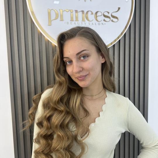 Princess beauty #nis Farbanje kose Svečana frizura talasi - duga kosa
