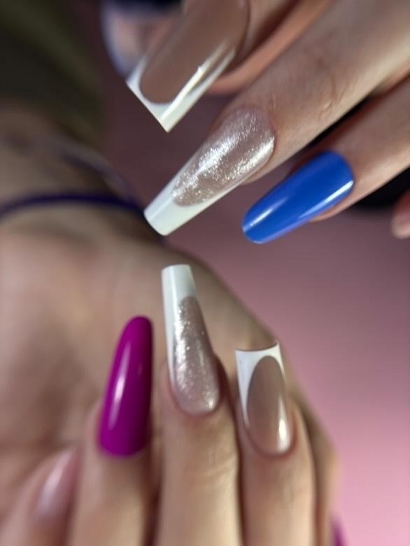 Nail Studio Kućica #beograd Izlivanje noktiju Izlivanje noktiju gelom + manikir - dugi nokti