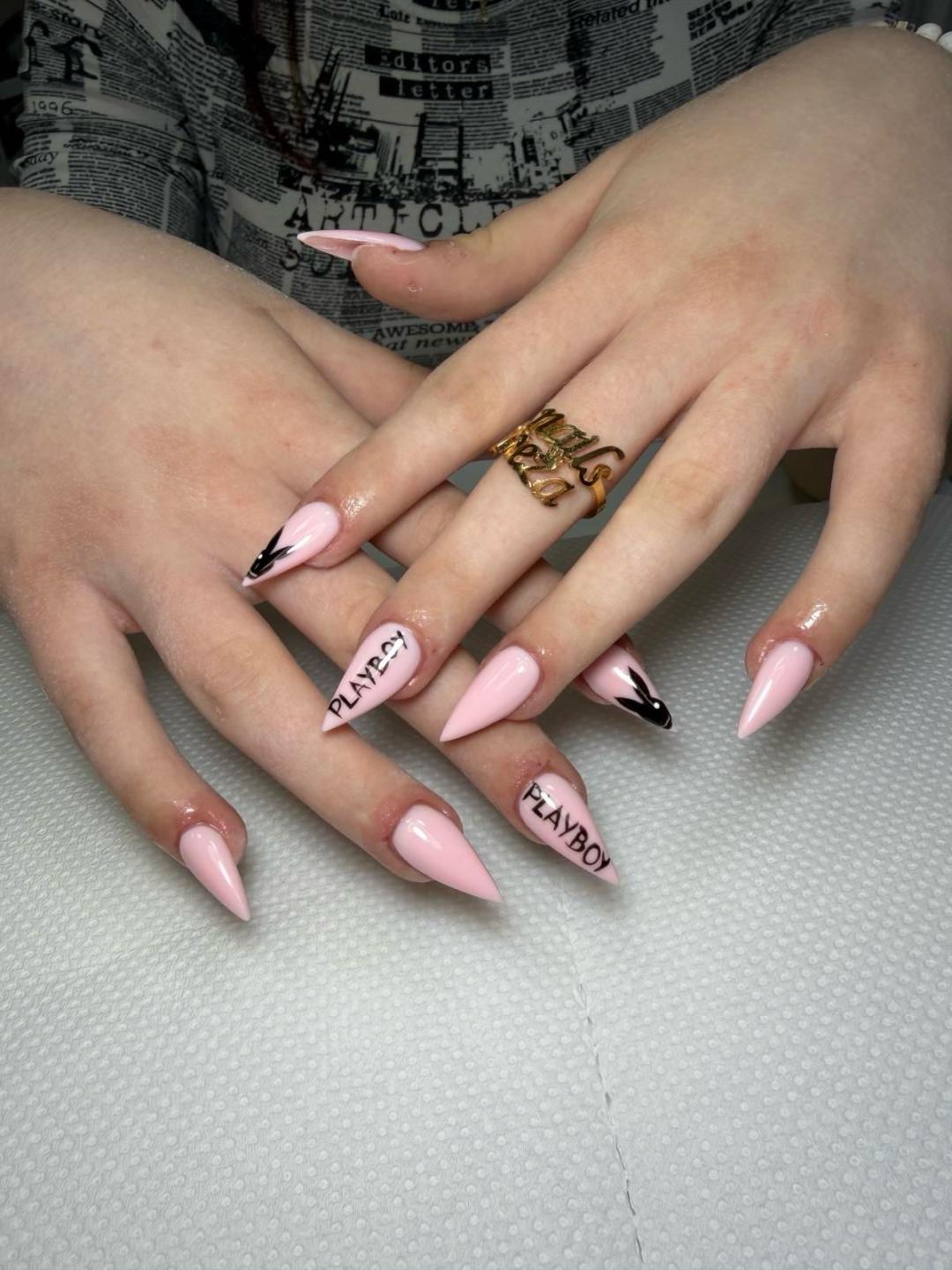 Izlivanje noktiju gelom - XL dužina - Sneža Nails, Beograd Izlivanje noktiju Nokti Izlivanje noktiju, Beograd, Novi Beograd Stari Merkator
