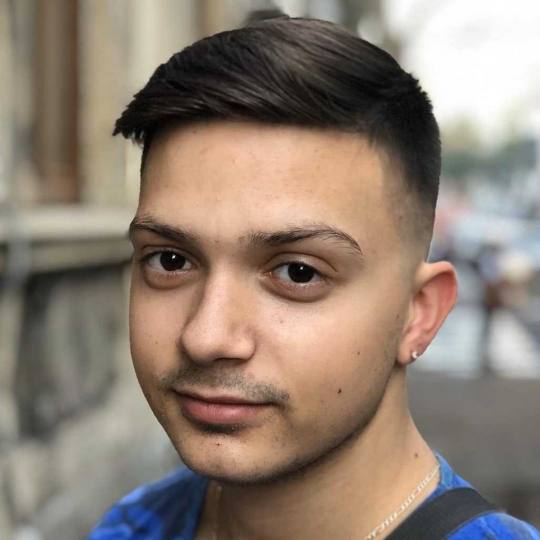 Headroom #beograd Muško šišanje Muško šišanje makazama + mašinicom ✂️ Nikola