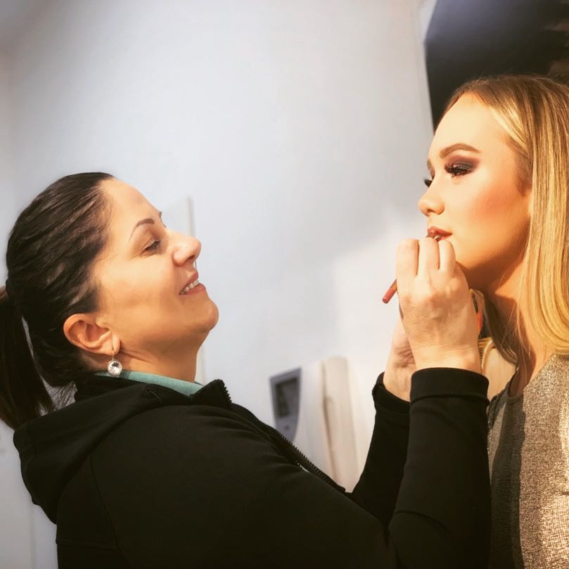 GM Beauty studio #beograd Make-up / šminkanje Profesionalno šminkanje + veštačke trepavice