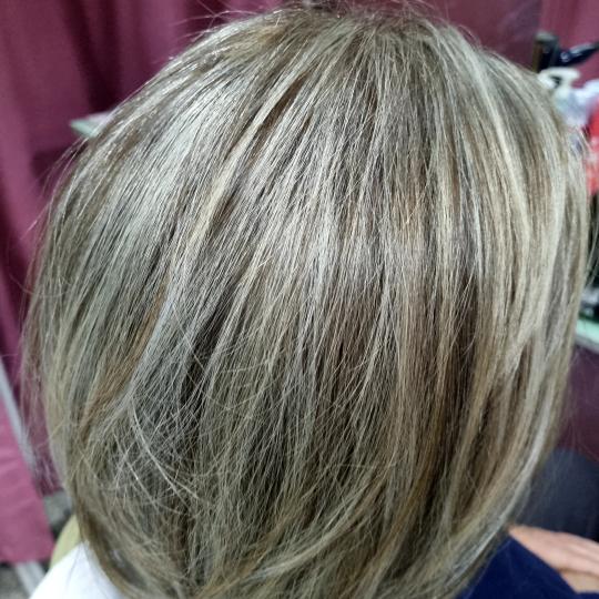 Studio M&J #beograd Pramenovi Pramenovi na foliju - kosa srednje dužine