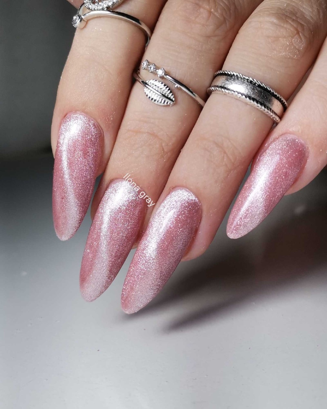 Izlivanje noktiju gelom - XL dužina - Ilona Gray, Beograd Izlivanje noktiju Nokti Izlivanje noktiju, Beograd, Vračar, Čubura, Crveni krst