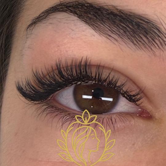 La Hermosa Beauty Studio usluga