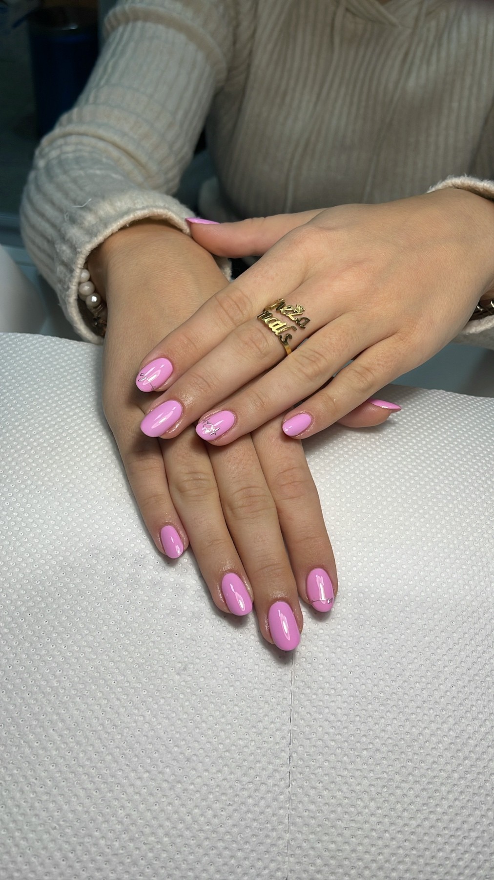 Sneža Nails #beograd Izlivanje noktiju Korekcija noktiju salonski rad - M dužina