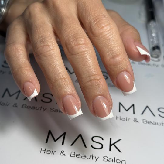 Mask #beograd Izlivanje noktiju Izlivanje noktiju gelom - S dužina