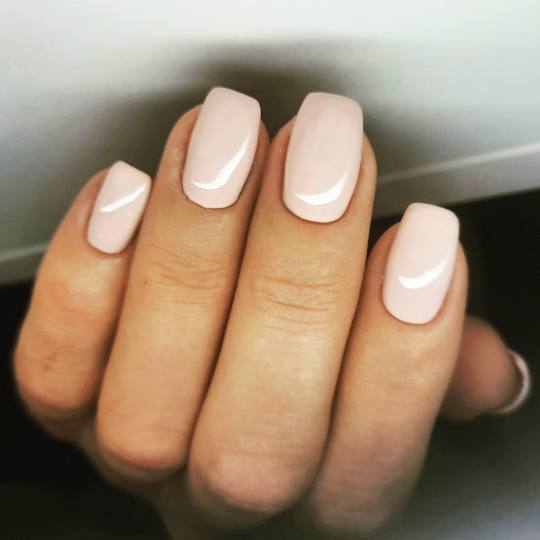 Exclusive Beauty #beograd Ojačavanje noktiju Korekcija ojačavanja noktiju gelom