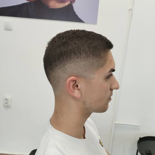 Jerry Hair #beograd Muško šišanje Moderno sisanje - FADE Fade!