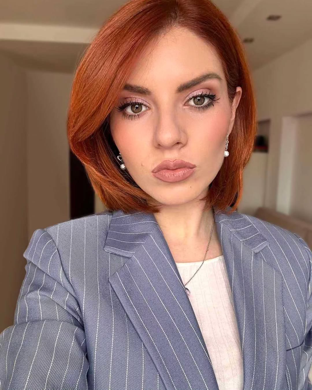 Jelena Janković #beograd Žensko šišanje Žensko šišanje sa feniranjem - SREDNJA (dužina do ramena)