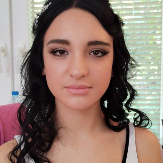Studio joge i lepote Jelena Bilcar #beograd Make-up / šminkanje Profesionalno šminkanje - za matur
