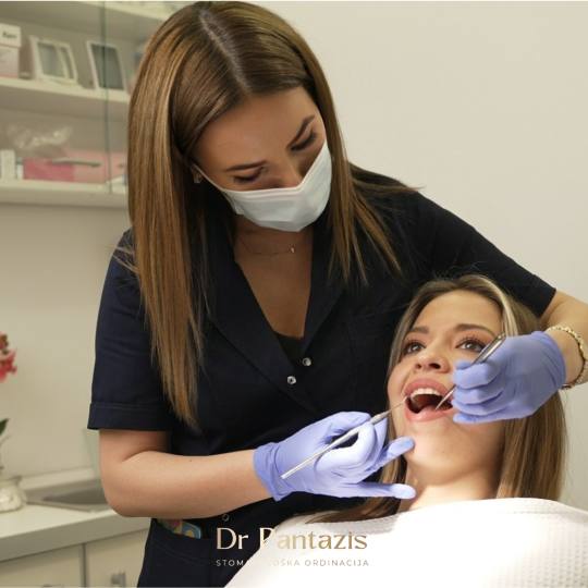 Dr Pantazis - Dental & Beauty Clinic #beograd Zubi Lasersko Profesionalno Izbeljivanje Zuba