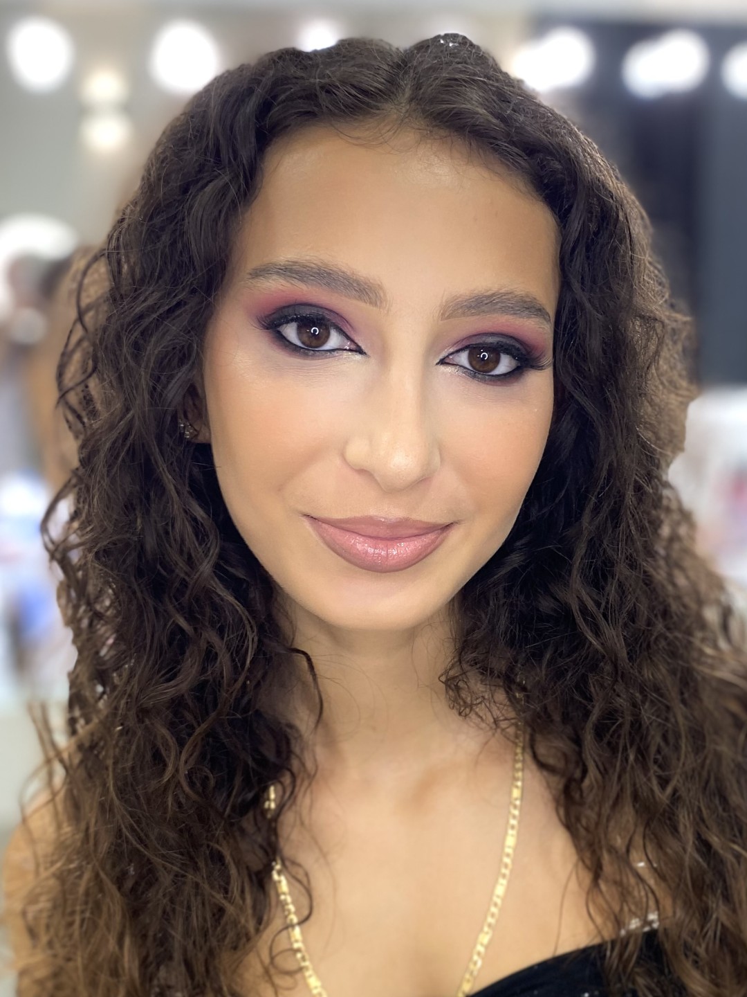 SM Beauty studio #nis Make-up / šminkanje Profesionalno šminkanje + veštačke trepavice