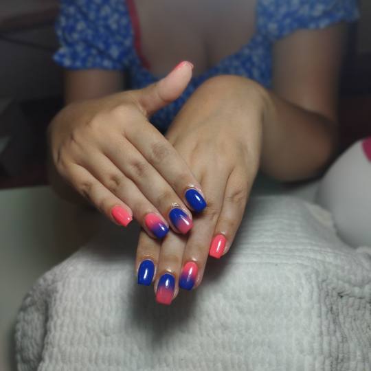 Studio Diva Lux #nis Ojačavanje noktiju Ojačavanje noktiju S dužina korekcija