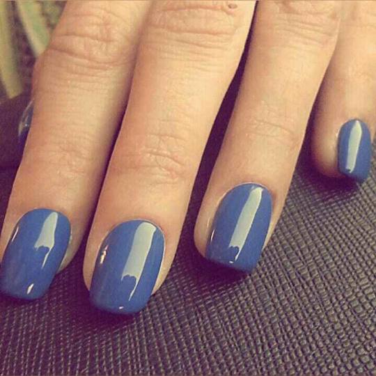 OPI - ALOXXI Zira #beograd Gel lak #spa #manikir #lakiranje Manikir + OPI gel lak + parafinska rukav