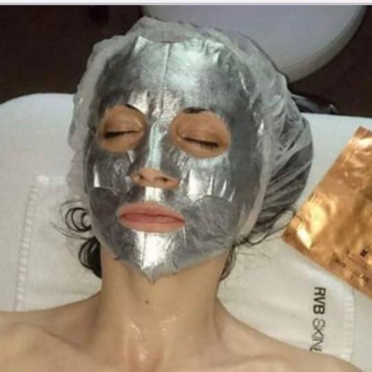 GM Beauty studio #beograd Tretman lica Polutretman lica + maska po izboru - zlatna / botoks / kavija