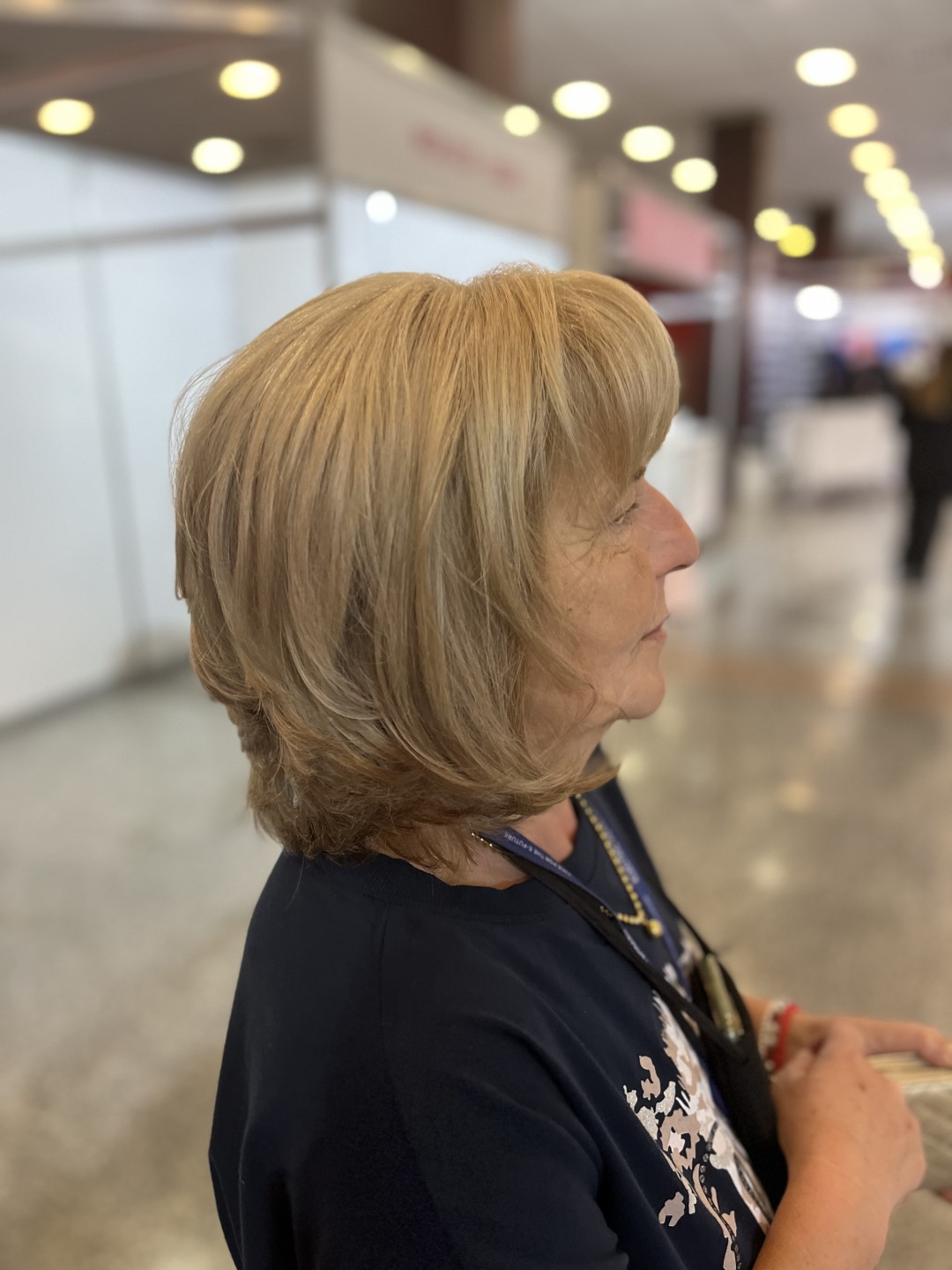 Beauty by Sanja #novisad Žensko šišanje Žensko šišanje + feniranje - kosa srednje dužine