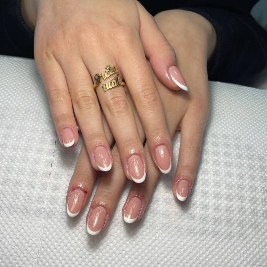 Sneža Nails #beograd Izlivanje noktiju Korekcija noktiju salonski rad - M dužina