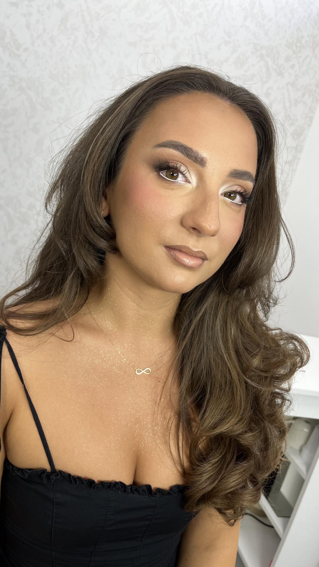 Profesionalno šminkanje + veštačke trepavice - Artist Alex Studio, Niš Make-up / šminkanje Lice Make-up / šminkanje, Niš, Medijana