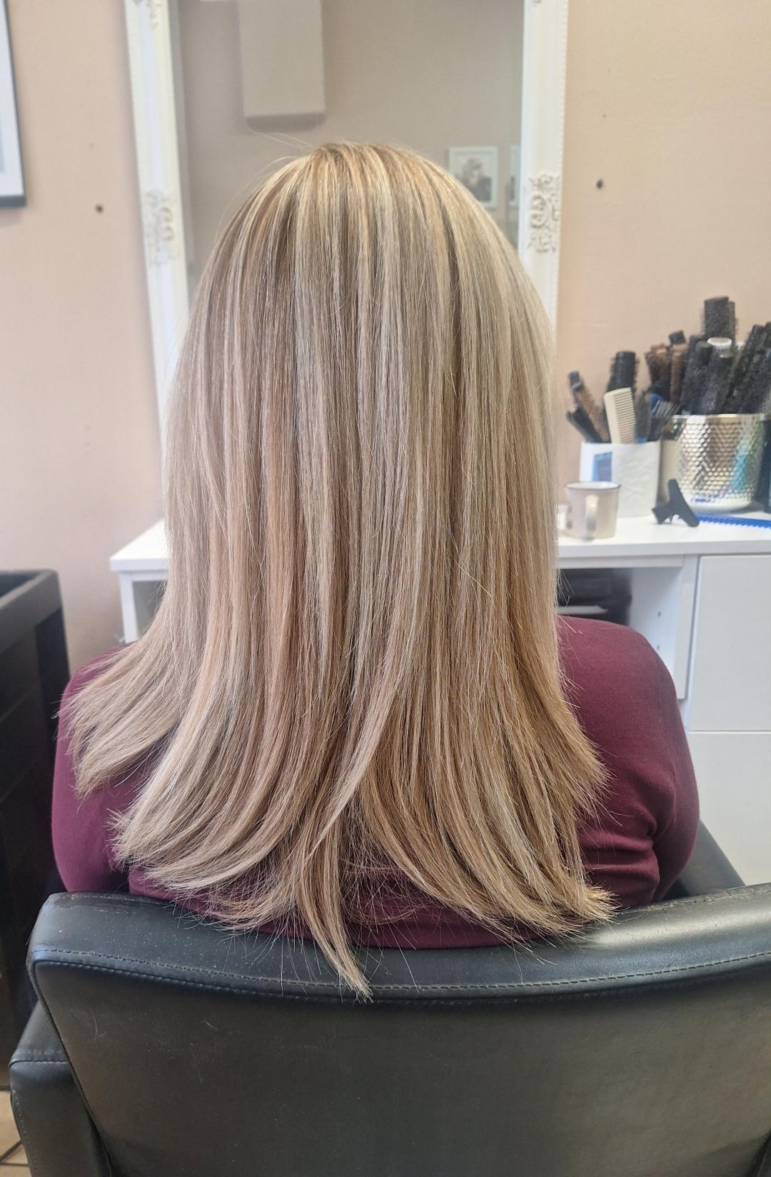 Pramenovi - kosa srednje dužine - Exclusive by Daca, Pančevo Pramenovi Frizerski saloni Pramenovi, Pančevo, Centar