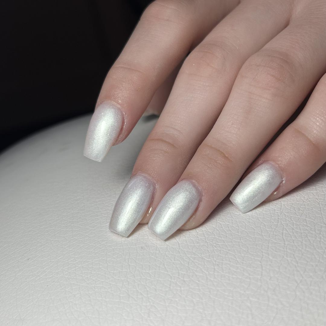 Ena beauty studio #nis Ojačavanje noktiju Izlivanje noktiju gelom - M duzina