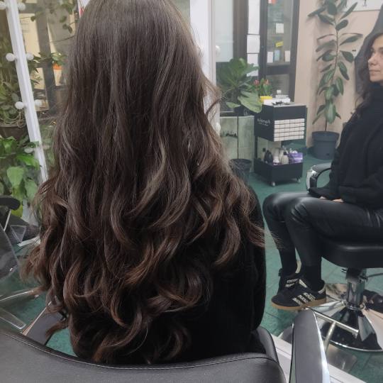 Candy S #novisad Feniranje i stilizovanje Feniranje WAVES, na talase - ekstra duga kosa