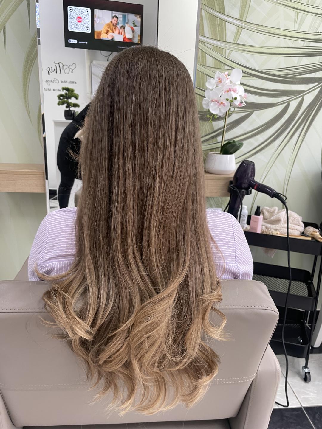 Feniranje - ekstra duga kosa - BeautyFull Studio Lepote, Novi Sad Feniranje i stilizovanje Frizerski saloni Feniranje i stilizovanje, Novi Sad, Grbavica, Liman, Adamićevo naselje