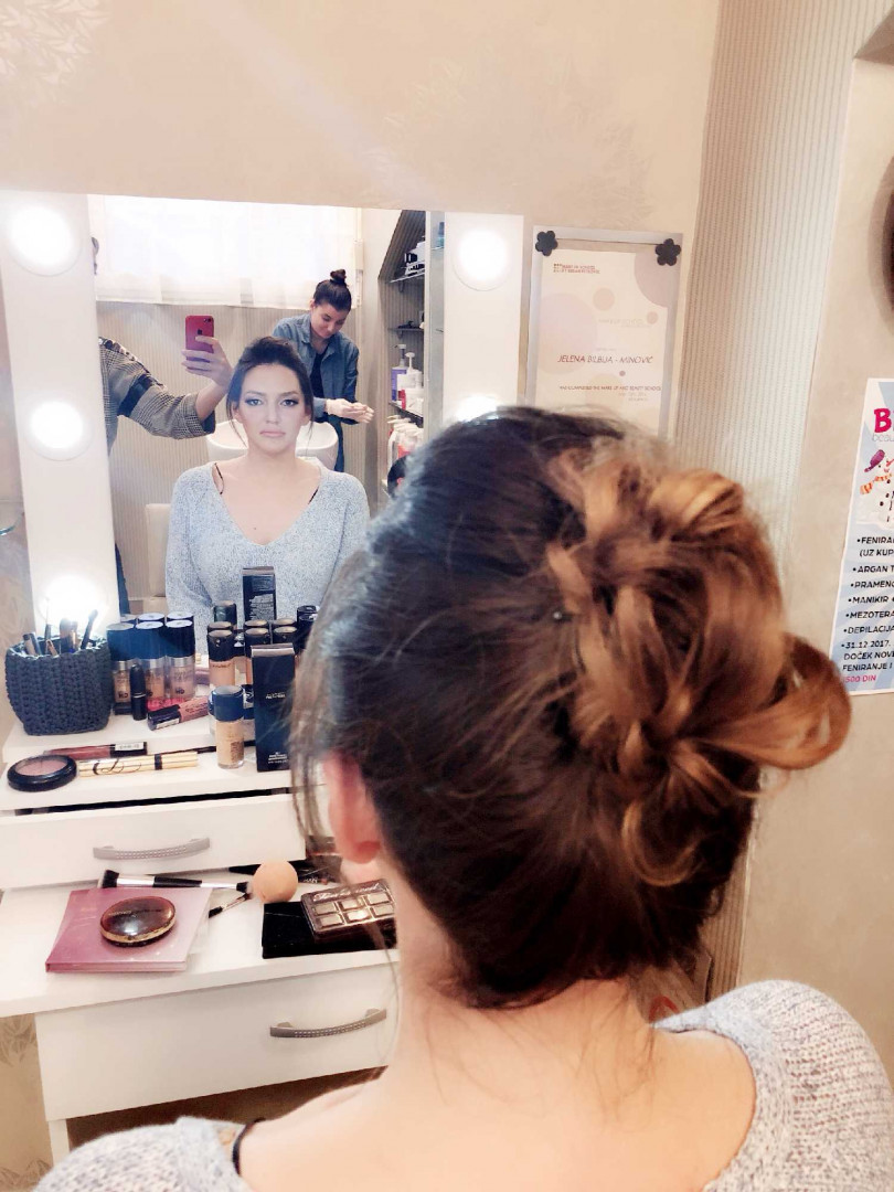 Bibi beauty centar #beograd Make-up / šminkanje Profesionalno šminkanje + veštačke trepavice + svečana frizura