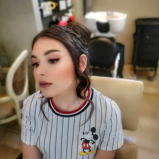 Bibi beauty centar #beograd Svečane i frizure za svadbu Svečana frizura - kosa srednje dužine mak