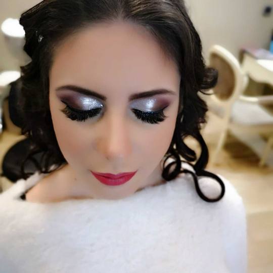 Bibi beauty centar #beograd Make-up / šminkanje Profesionalno šminkanje + svečana frizura - za ma