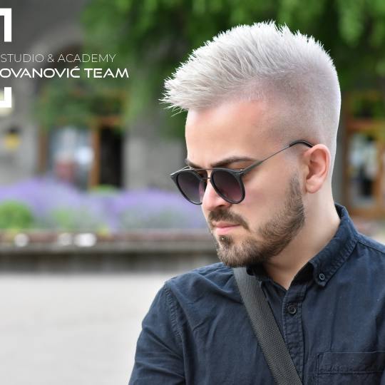 BEAUTY CENTER Viktor Jovanović #subotica Farbanje kose
