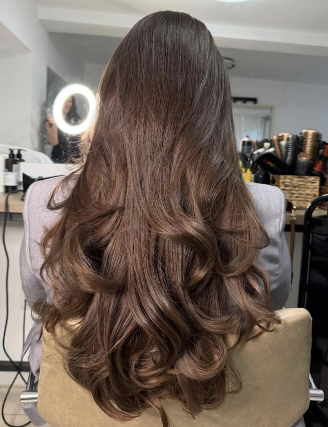 Feniranje na ravno / talase / volumen - duga kosa - Allure Beauty Studio, Beograd Feniranje i stilizovanje Frizerski saloni i frizeri Feniranje i stilizovanje, Beograd, Centar, Stari grad, Dorćol