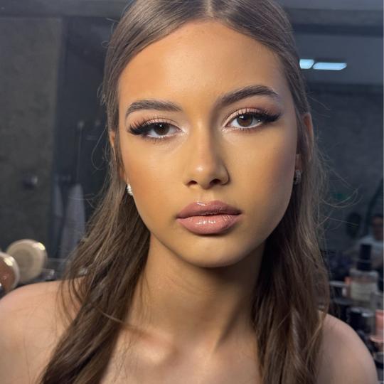 Beauty by Ivona Plus #nis Make-up / šminkanje Profesionalna večernja / dnevna šminka - sa trepavi