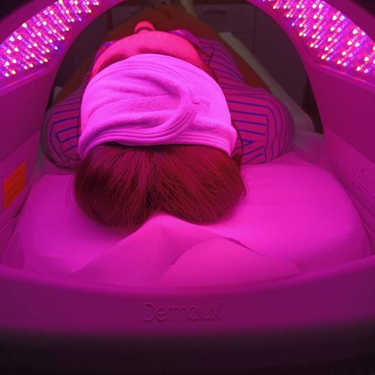 MediBella Aesthetic Dedinje #beograd Tretman lica Derma lux svetlosna terapija Svaka terapija je efi