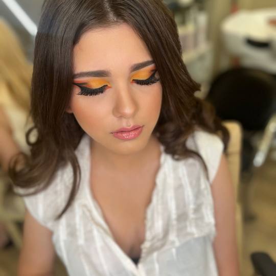 Bibi beauty centar #beograd Make-up / šminkanje Profesionalno šminkanje + veštačke trepavice BiB