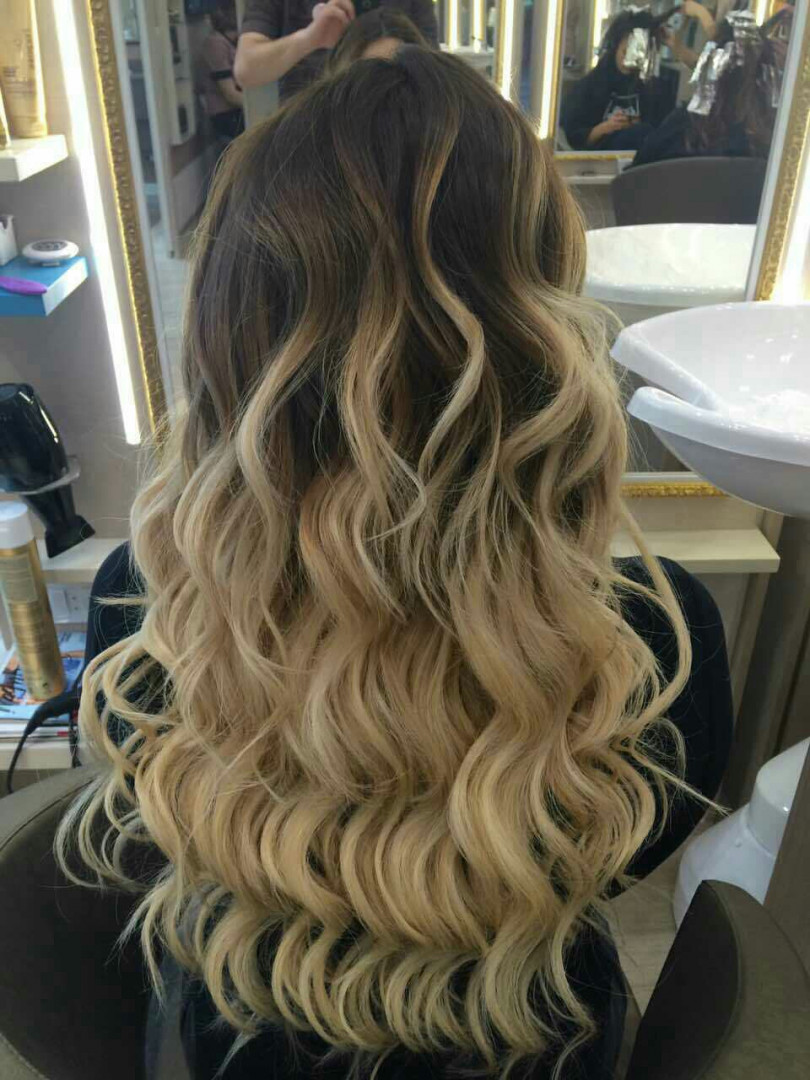 Ogledalce ogledalce #beograd Ombre, sombre, balayage Balayage - duga kosa