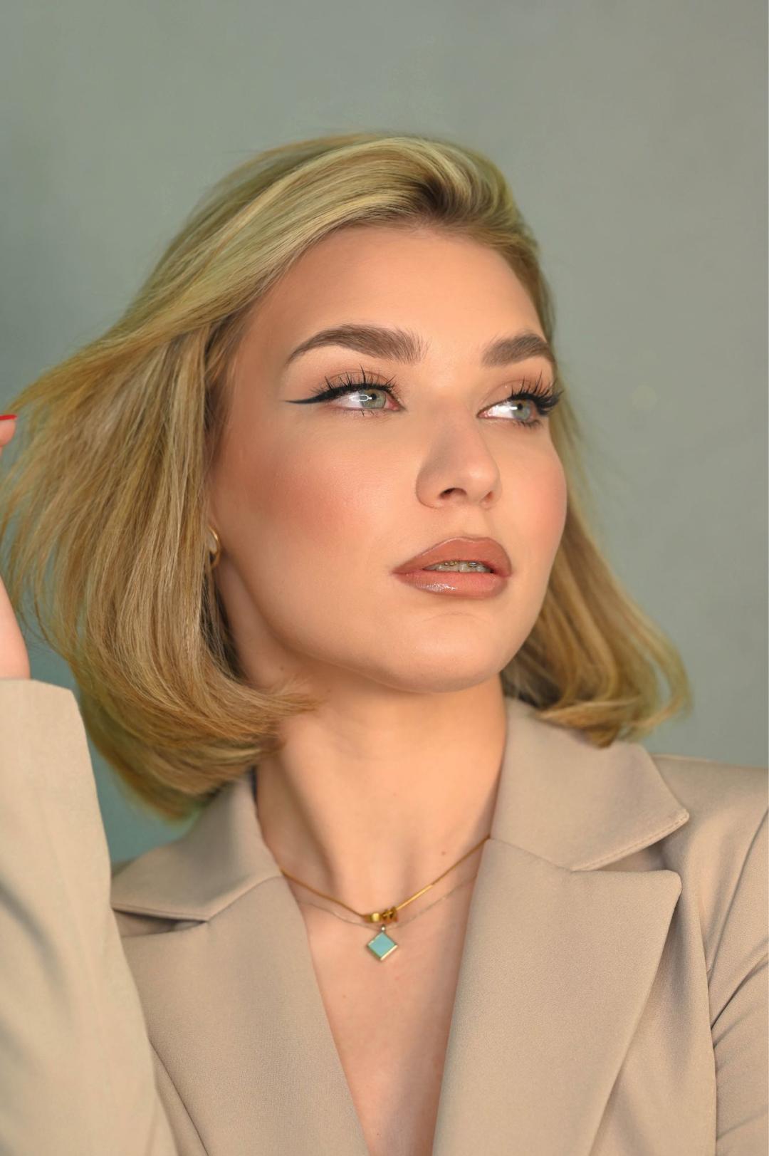 Profesionalno šminkanje za apsolventsko veče - Ivana Vit, Beograd Make-up / šminkanje Lice Make-up / šminkanje, Beograd, Zvezdara
