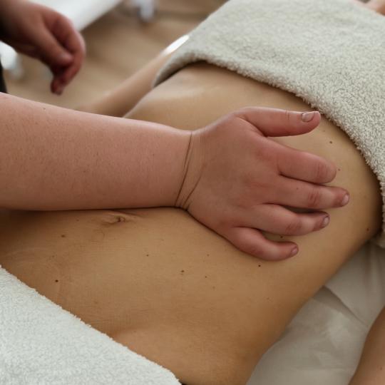 Lola esthetic center #beograd Anticelulit masaža Limfna drenaža + masaža stomaka i nogu