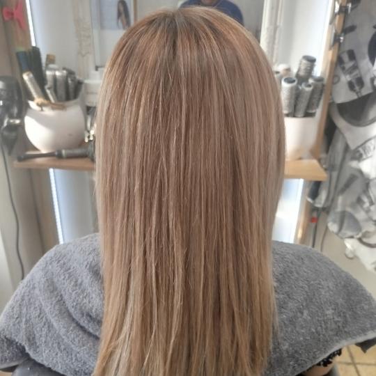 Beauty style hair J&D #novisad Pramenovi Pramenovi na kapu + preliv + feniranje - duga kosa