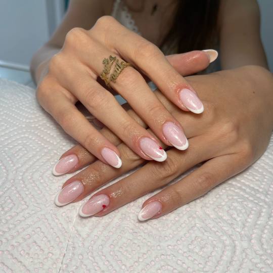 Sneža Nails #beograd Izlivanje noktiju Korekcija noktiju salonski rad - M dužina