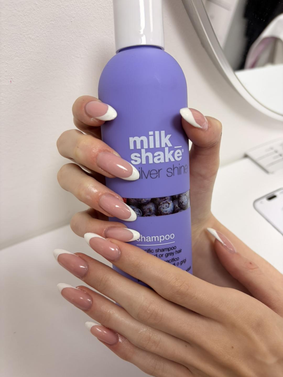 Izlivanje noktiju gelom - L dužina - Bella Nova, Beograd Izlivanje noktiju Nokti Izlivanje noktiju, Beograd, Vukov spomenik, Đeram