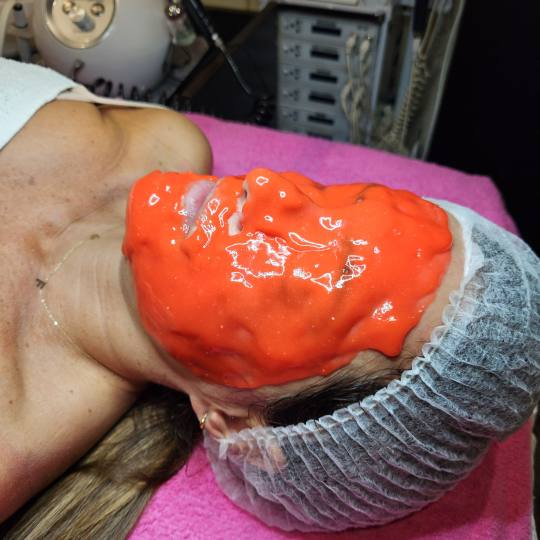 Starmedic #beograd Tretman lica Deep instant glow face tretman Antiage sa čišćenjem pora.