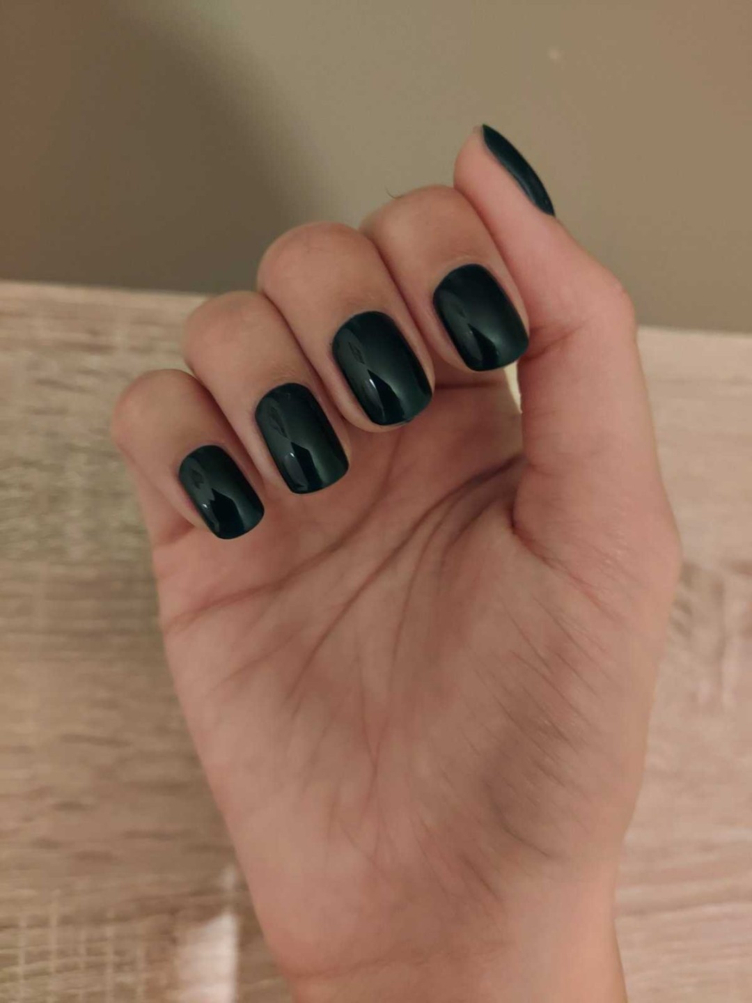 Monstera beauty salon #beograd Manikir Manikir + shellac