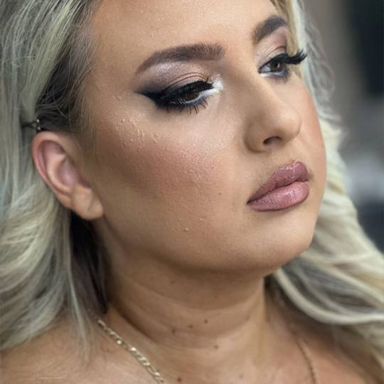 Just me #beograd Make-up / šminkanje Profesionalno šminkanje - večernja šminka
