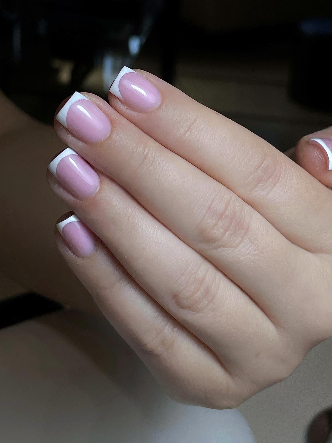 Gel lak / rubber baza - Nails Studio, Beograd Ojačavanje noktiju Nokti Ojačavanje noktiju, Beograd, Banovo brdo
