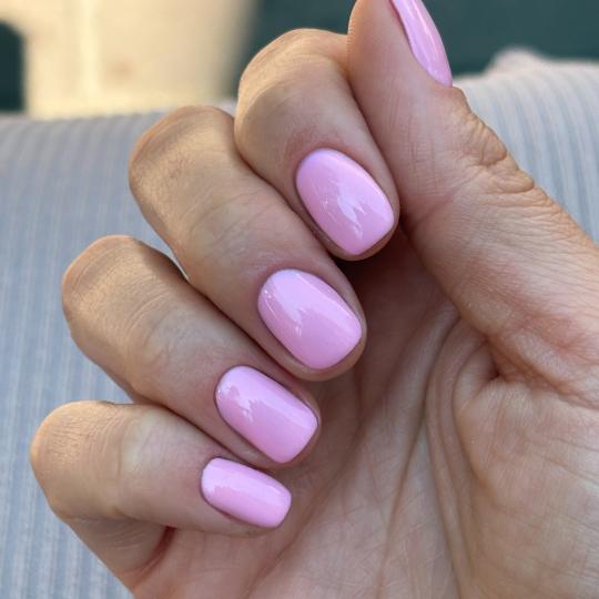 Beauté by Nina Cvejić #nis Manikir Korekcija tuđeg rada + manikir + shellac