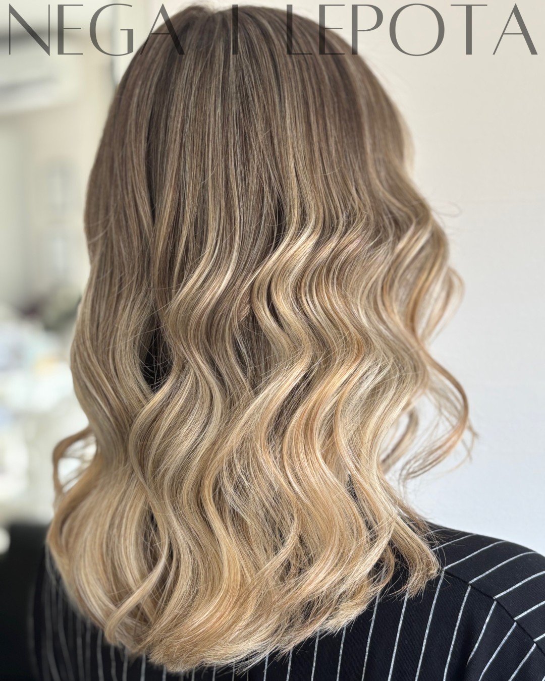 Nega i lepota NS 1 #novisad Pramenovi Balayage paket: pramenovi + preliv + OLAPLEX + šišanje + feniranje na ravno - do ramena / duga
